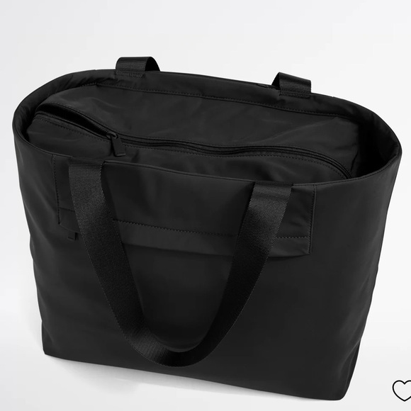 AWAY Featherlight Tote Black - Picture 2 of 13